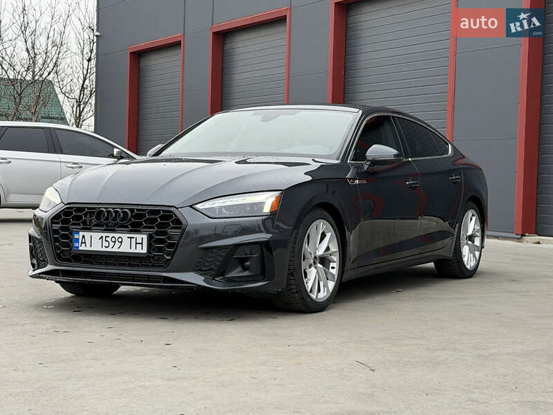 Лифтбек Audi A5 2022 в Барышевке