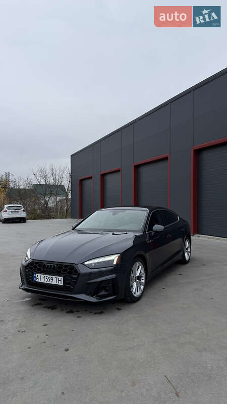 Лифтбек Audi A5 2022 в Барышевке