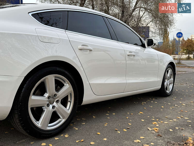 Купе Audi A5 2010 в Киеве