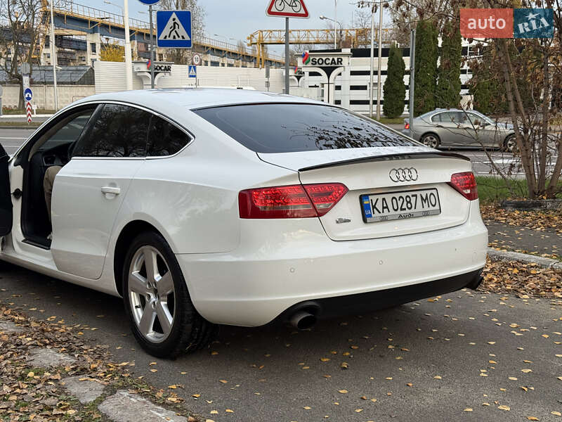 Купе Audi A5 2010 в Киеве