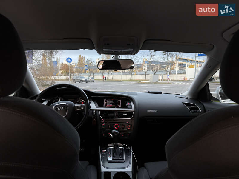 Купе Audi A5 2010 в Киеве