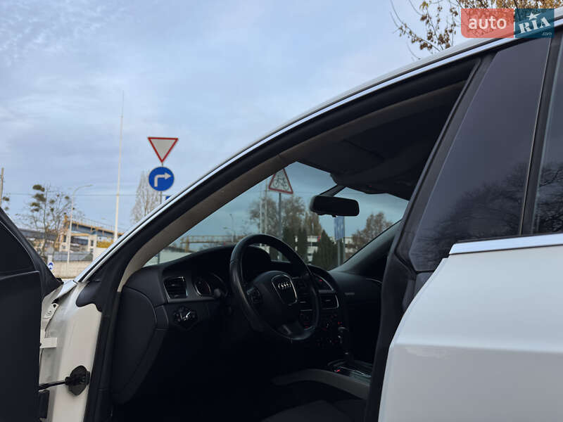 Купе Audi A5 2010 в Киеве