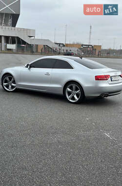 Купе Audi A5 2011 в Львове