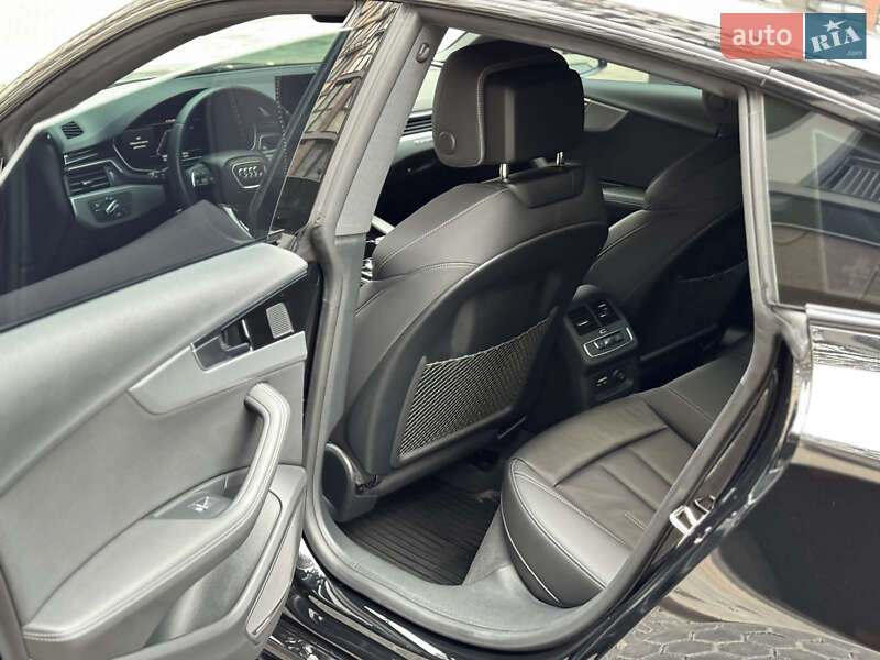 Лифтбек Audi A5 2023 в Одессе