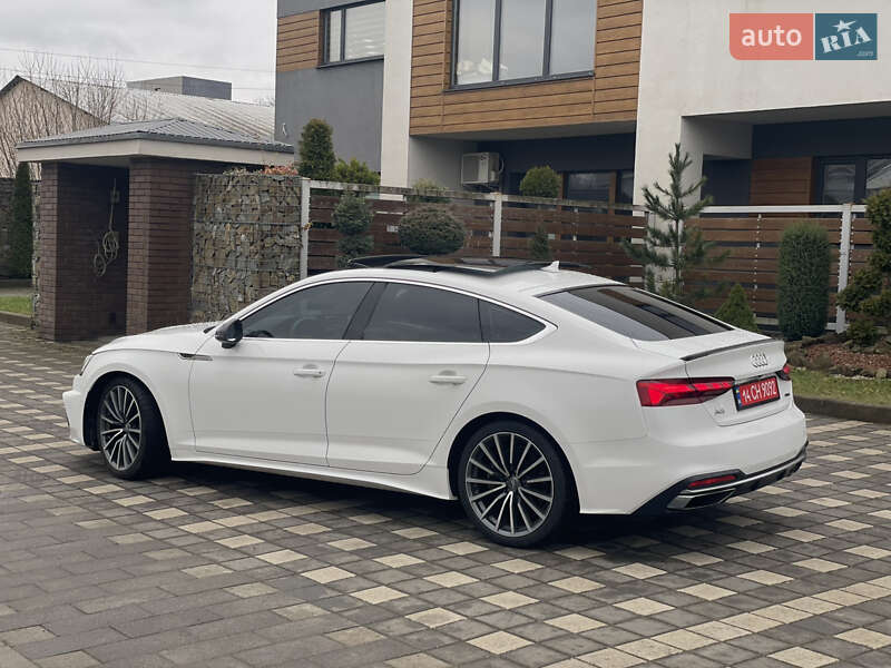 Лифтбек Audi A5 2020 в Стрые