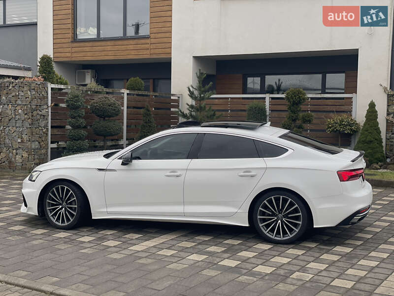 Лифтбек Audi A5 2020 в Стрые