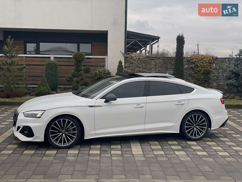 Лифтбек Audi A5 2020 в Стрые