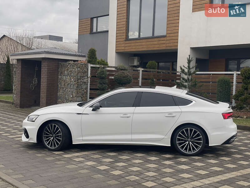 Лифтбек Audi A5 2020 в Стрые