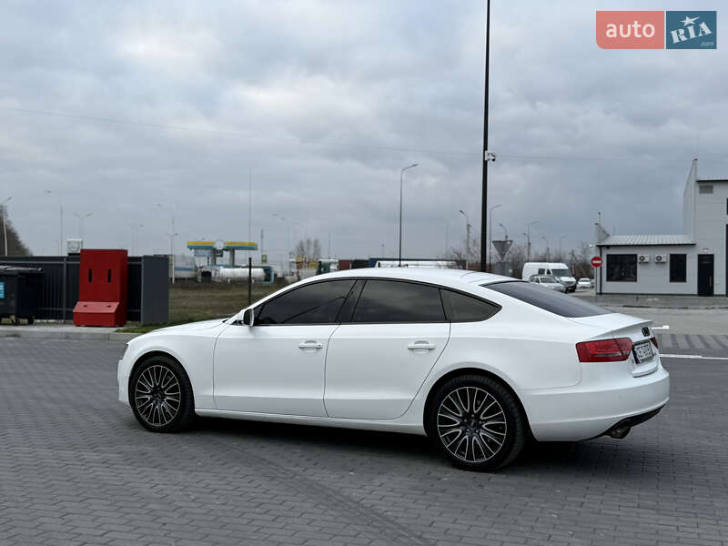 Купе Audi A5 2009 в Черновцах