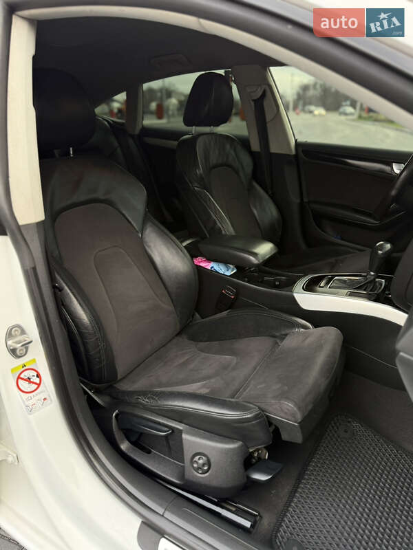 Купе Audi A5 2009 в Черновцах