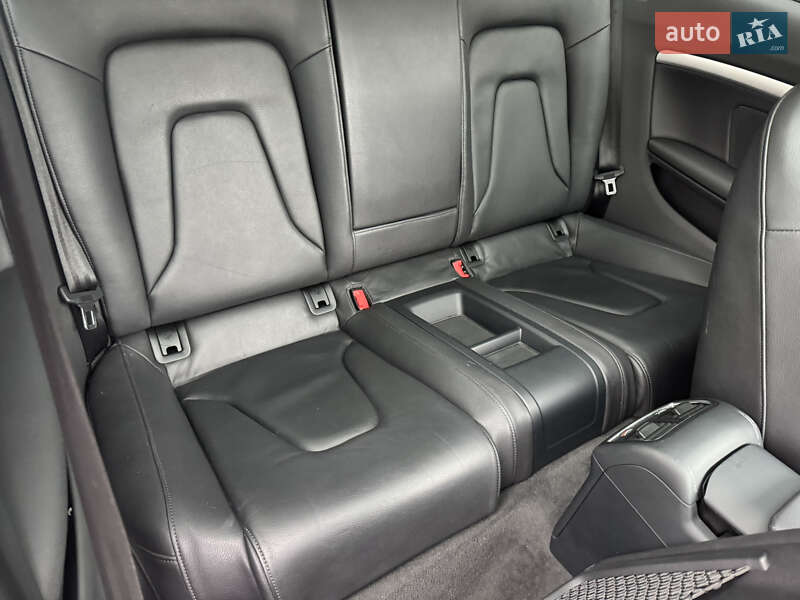 Купе Audi A5 2014 в Киеве