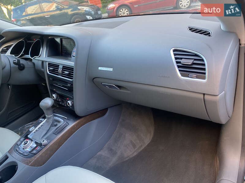 Купе Audi A5 2013 в Луцке