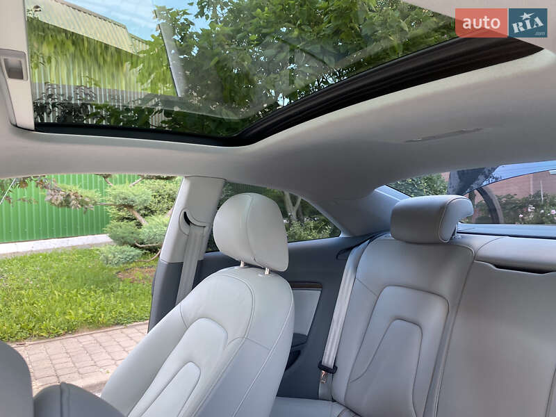 Купе Audi A5 2013 в Луцке