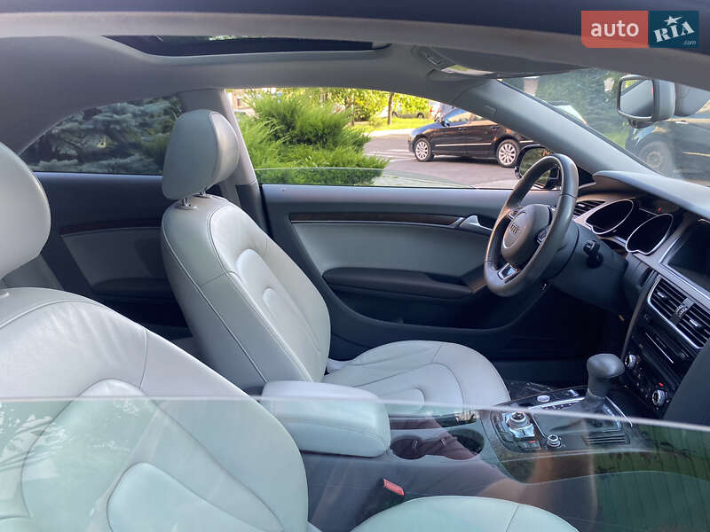 Купе Audi A5 2013 в Луцке