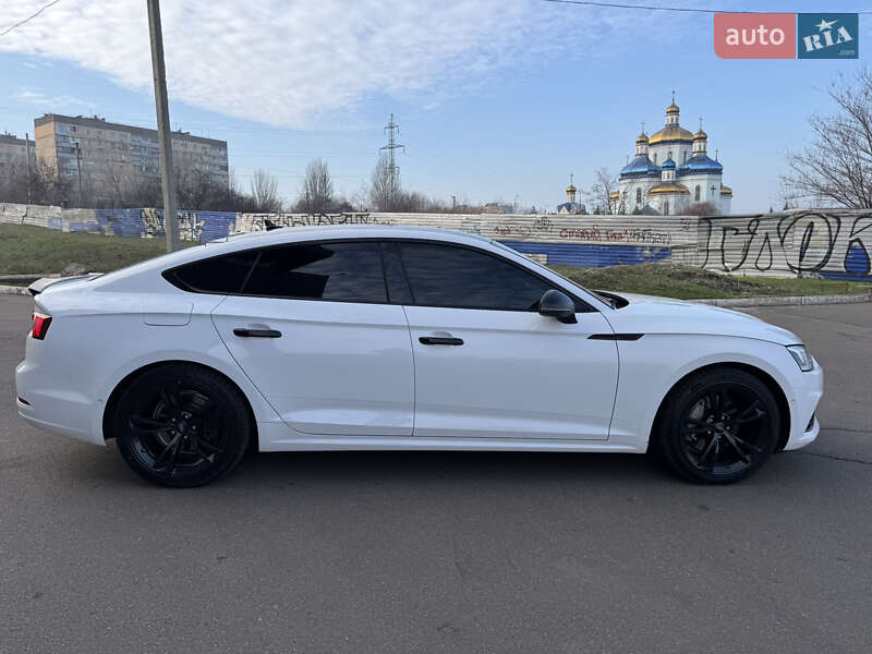 Купе Audi A5 2018 в Киеве