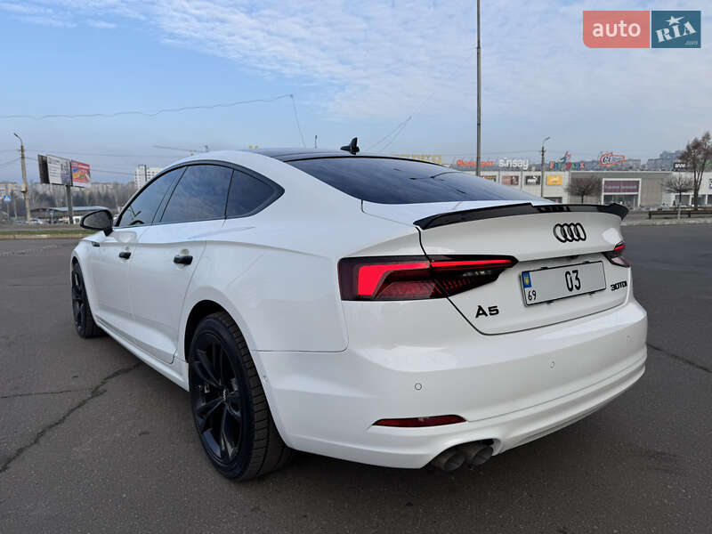 Купе Audi A5 2018 в Киеве