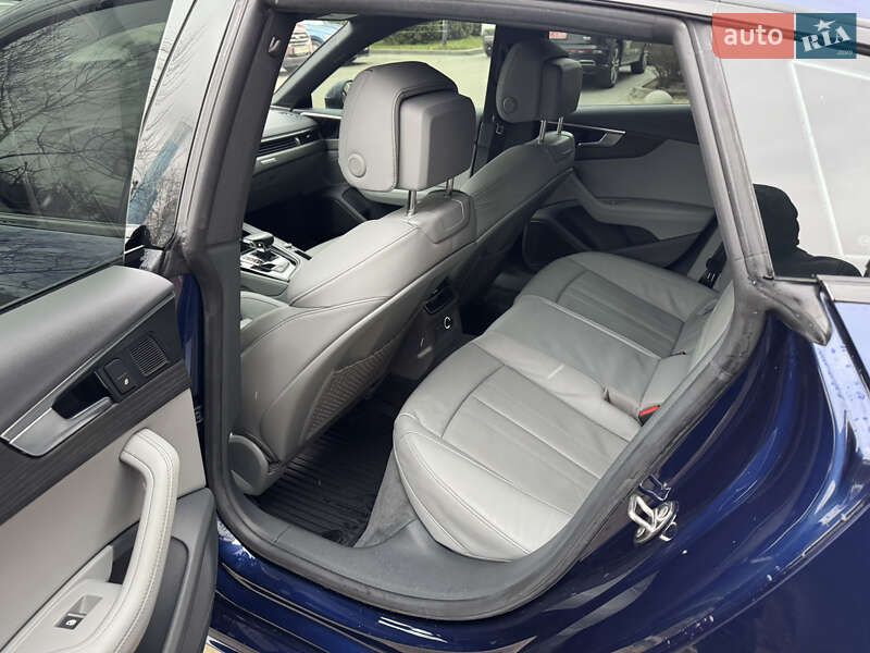 Лифтбек Audi A5 2020 в Киеве