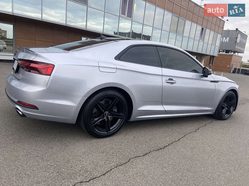 Купе Audi A5 2017 в Киеве фото 3 Купе Audi A5 2017 в Киеве