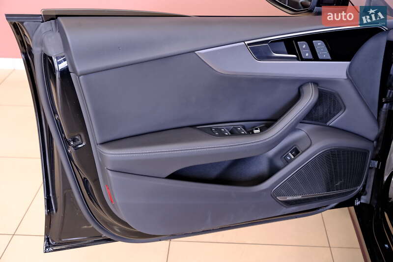 Лифтбек Audi A5 2022 в Одессе