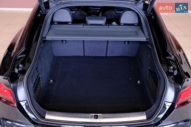 Лифтбек Audi A5 2022 в Одессе