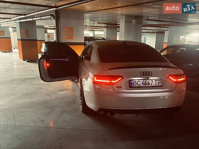 Купе Audi A5 2012 в Львове