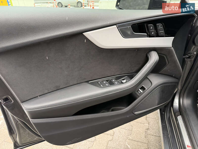 Лифтбек Audi A5 2023 в Киеве