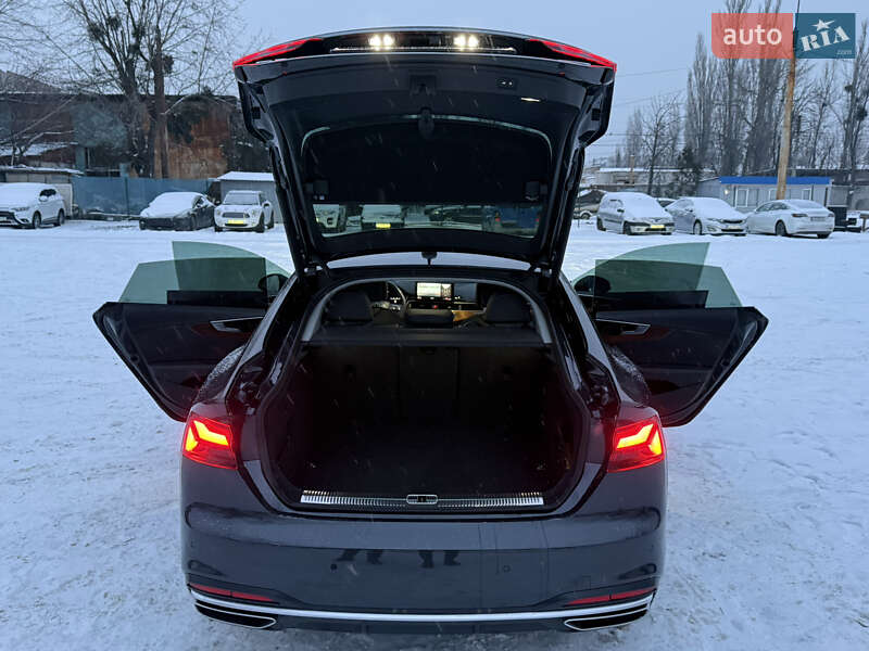 Лифтбек Audi A5 2021 в Киеве