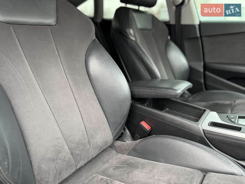 Купе Audi A5 2017 в Киеве