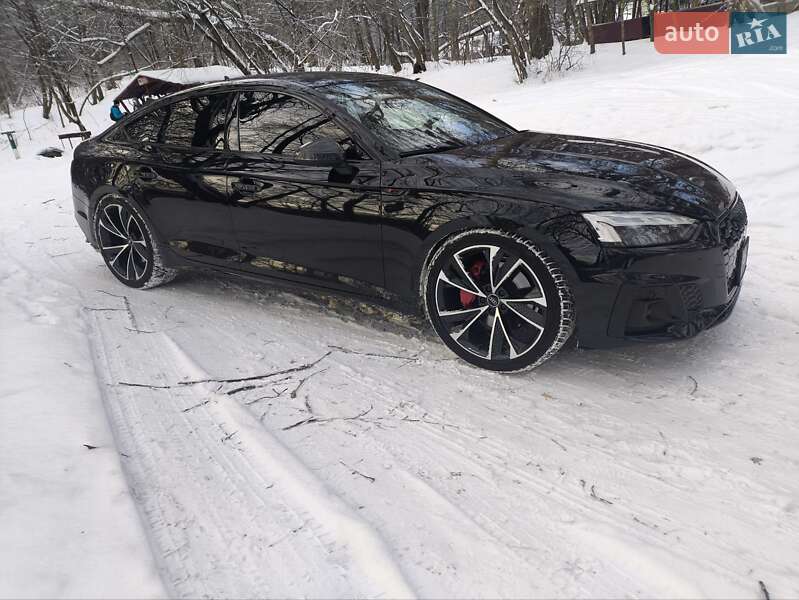 Лифтбек Audi A5 2023 в Киеве