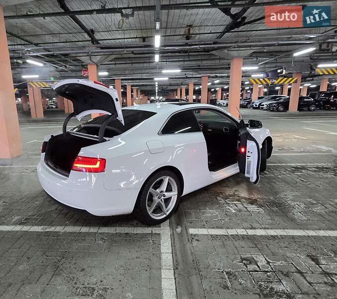 Купе Audi A5 2015 в Києві фото 14 Купе Audi A5 2015 в Києві