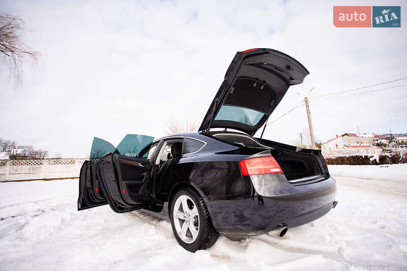 Купе Audi A5 2011 в Береговому