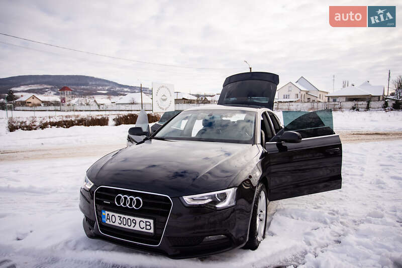 Купе Audi A5 2011 в Береговому