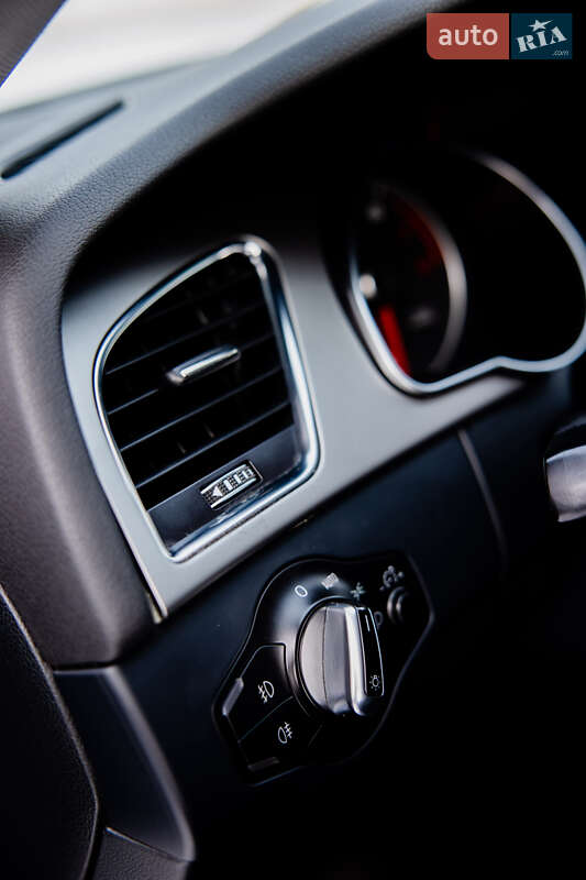 Купе Audi A5 2011 в Береговому