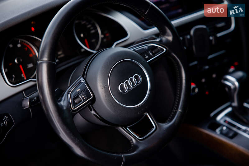 Купе Audi A5 2011 в Береговому