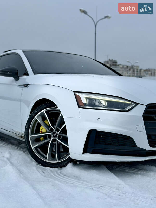Купе Audi A5 2019 в Киеве