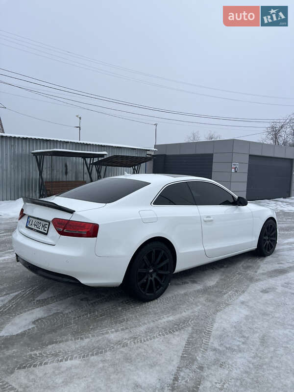 Купе Audi A5 2011 в Белой Церкви