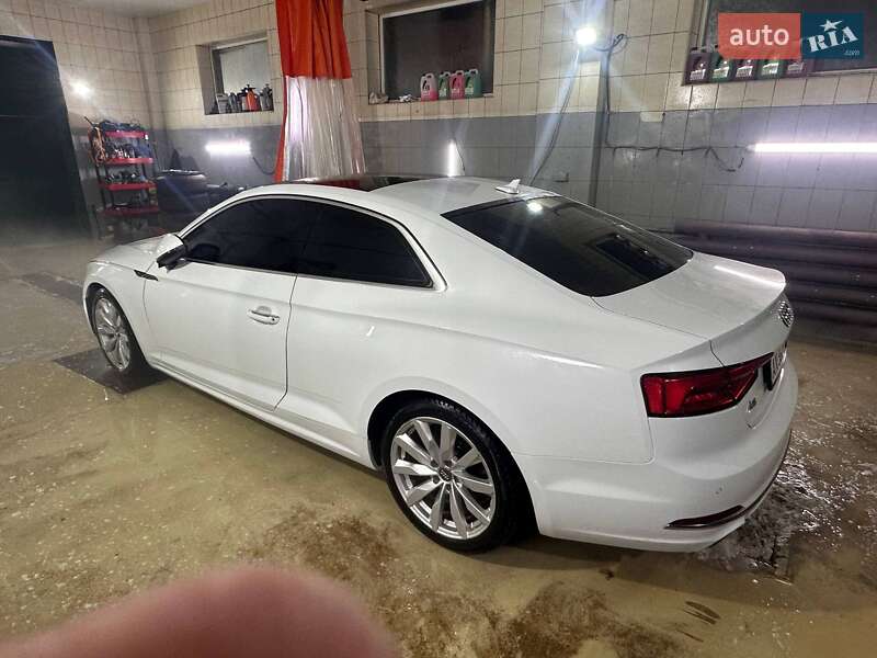 Купе Audi A5 2016 в Харькове