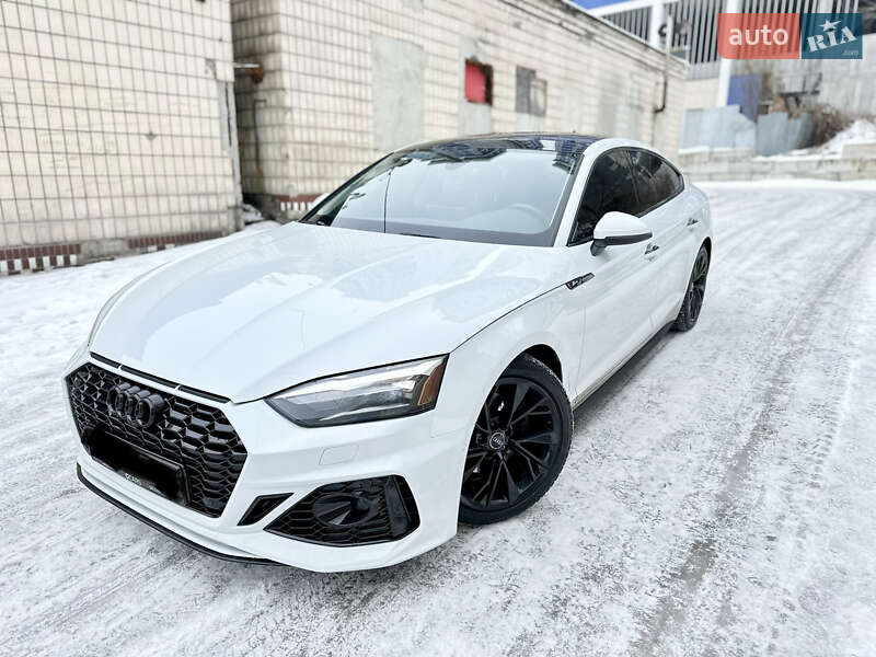 Лифтбек Audi A5 2020 в Киеве