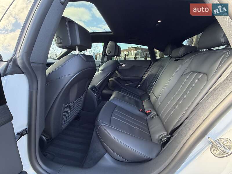 Лифтбек Audi A5 2024 в Одессе