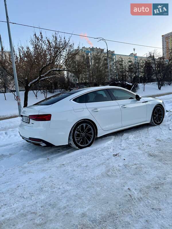 Лифтбек Audi A5 2021 в Киеве