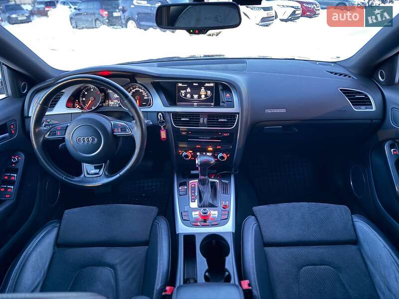 Купе Audi A5 2015 в Києві