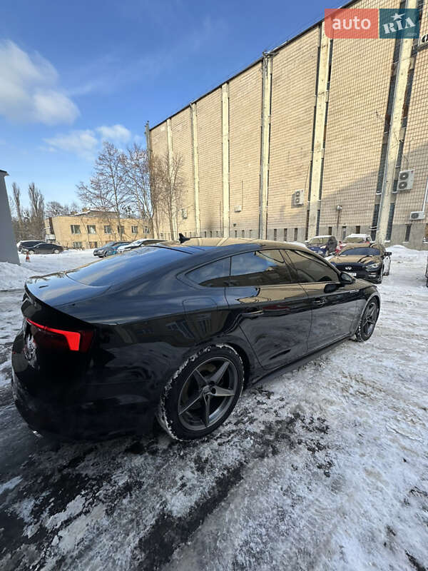 Купе Audi A5 2018 в Киеве