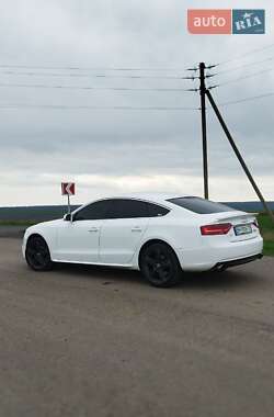 Купе Audi A5 2012 в Раздельной