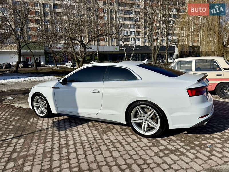 Купе Audi A5 2016 в Львове