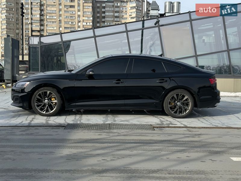 Лифтбек Audi A5 2020 в Киеве