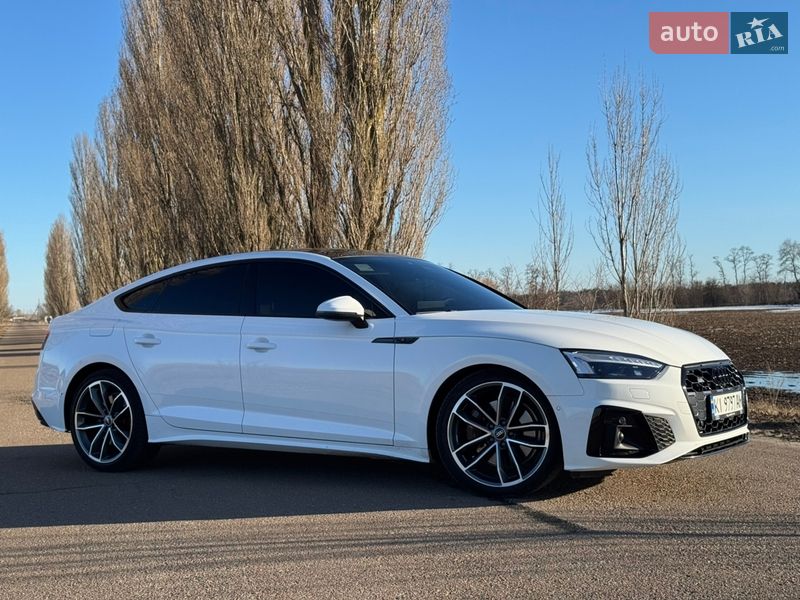 Лифтбек Audi A5 2022 в Киеве