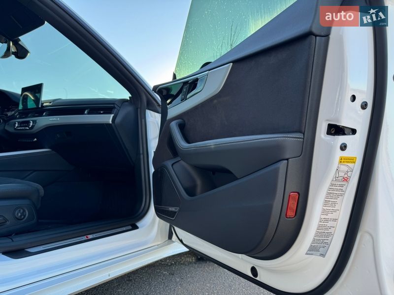 Лифтбек Audi A5 2022 в Киеве