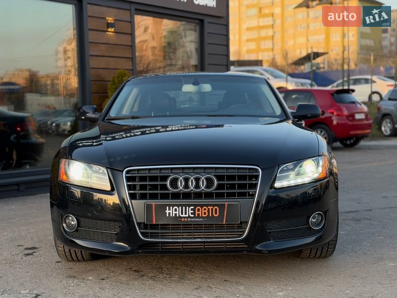 Купе Audi A5 2011 в Шептицькому