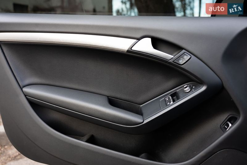 Купе Audi A5 2013 в Львове