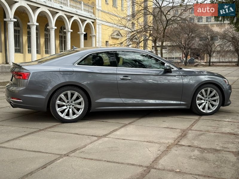 Купе Audi A5 2016 в Киеве